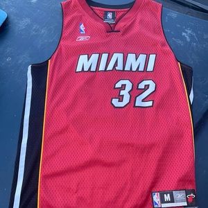 Shaq Miami jersey from 05 clean as hell no flaws mens medium